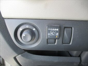 DACIA LODGY 1,6i Access 60KW LPG 2014 bez koroze - 19