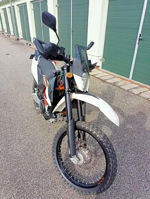 KTM 690 enduro - 19