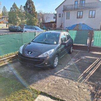 Peugeot 206+ Trendy 1,1i Dovoz Rakousko najeto 76t.km. - 19