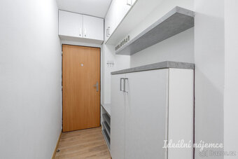 Pronájem bytu 4+1, Tesaříkova, Hostivař, 28900 Kč/měs, 79 m2 - 19