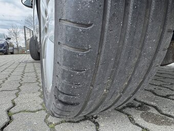 Volkswagen Touran 2.0 TDI 130 kW DSG Highline - 19