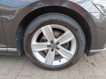 VW Passat B8 Variant 2.0TDI 110kW DSG 74tkm Matrix Virtual - 19