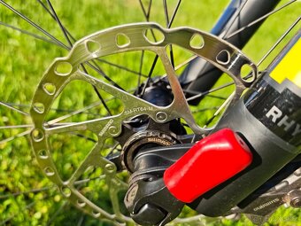 Celoodpružené horské kolo Scott Spark carbon vel.L - 19