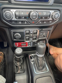 Jeep Wrangler Rubicon 392, 6.4 V8 HEMI 470HP - 19