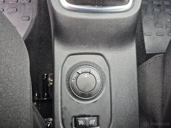 DACIA DUSTER II/4X4/ 1,6 BENZÍN/ NEHAVAROVANÝ / - 19