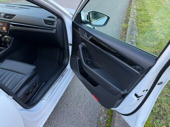 Škoda Superb 3 L&K kombi r.v. 2022 dsg 2.0TDi 110kw webast - 19