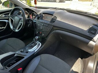 Opel Insignia Combi 2.0 CDTI - 19