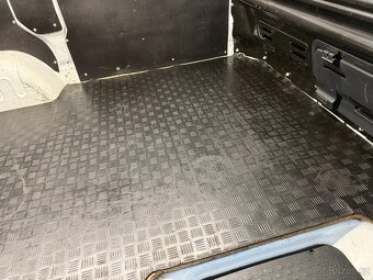Renault Trafic 1,6 DCI 95kW 1.MAJ LED ČR DPH - 19
