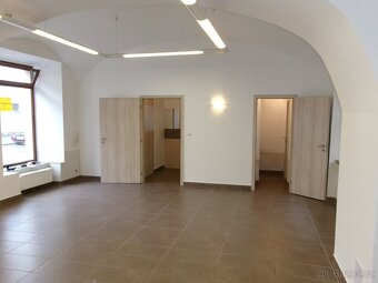 Obchodní prostory, Uherské Hradiště - 19