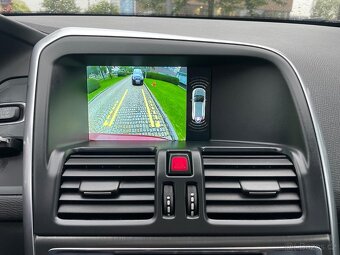 Volvo XC60 2.4D 5V 4x4 AUTOMAT VYHŘEV SERVISKA - 19