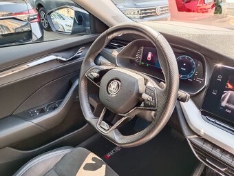 Škoda Octavia 4 iV Combi Style 1.4TSI 150kW 96tkm Virtu ACC - 19