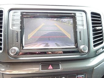 Volkswagen Sharan 2,0 TDI,garance km, 7 míst - 19