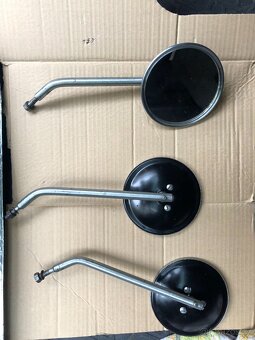 Nové a použité tachometry klakson 6V 12V žárovka 6V 12V - 19