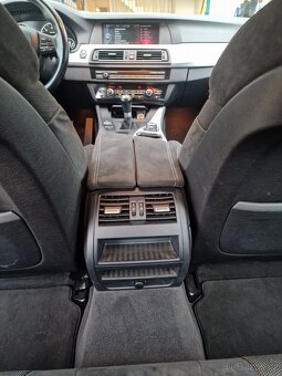 BMW Řada 5, 525d M paket, manuál, zadní náhon - 19