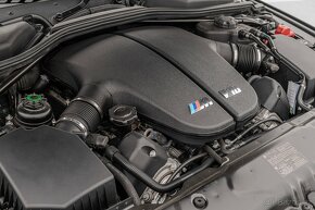 BMW M5 E61 Touring LCI /2007 / 63 800km - 19