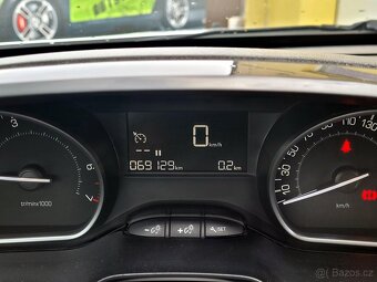 Peugeot 2008, 1,2 SERV.KNÍŽKA, MÁLO NAJETO - 19