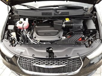 Chrysler Pacifica 3,6L V6, 7míst, Nový model, 22.000 km - 19