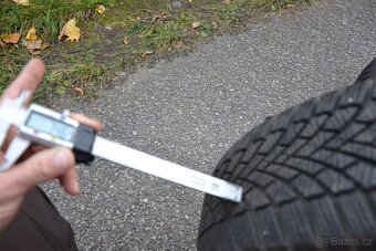 NOVÝ zimní komplet Š.Fabia IV/VW Polo,S.Ibiza-185/65R15 - 19