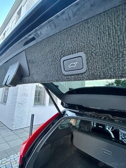 VOLVO XC60 2.4D5 158KW 4x4 MANUÁL Bi-XENON-NAVI-PANORAMA-PDC - 19