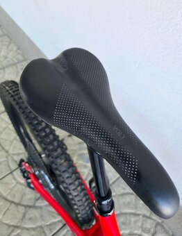 Horské kolo YT Capra CF Pro Carbon 29″ - 19