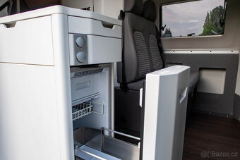 VW GRAND CALIFORNIA 600 model 2020, TOP stav, naftové topení - 19