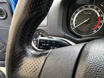 Škoda Octavia 2.0 TDi RS 125kW Xenony Tažné Kůže Tempomat - 19