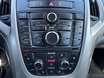 Opel Astra Combi 1.4T 103kw, 1.Majitel, SERVISOVANÝ, STK - 19