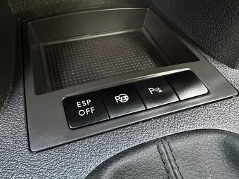 Volkswagen Touran 1.4 TSI 103 kW Highline Navi ParkAssist - 19