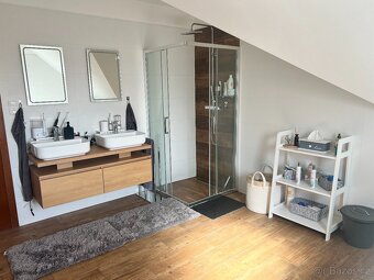 Prodej krásného rodinného domu - 19