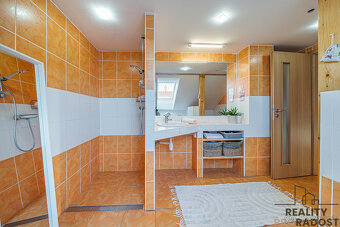 Prodej RD 5+1 pro rodinu Jezernice, 293 m2, 856 m2 pozemek,  - 19