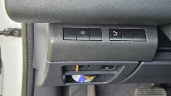 Peugeot 3008 1.6 e-HDI, automat, 2012 - 19