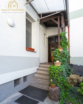 Prodej bytu 2+1, 69 m² – Hradec Králové, ul. Pospíšilova - 19