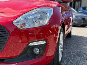 Suzuki Swift 1.2i hybrid 66kw 2020 1.majitel ČR (16.000km) - 19