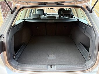 Volkswagen Passat 2.0TDi Alltrack 2016 DPH 4x4 LED manuál - 19