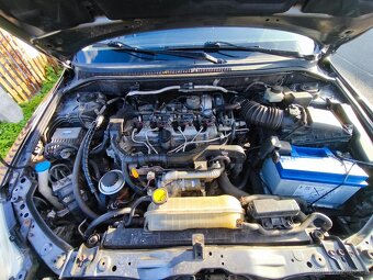 Toyota Avensis - 19