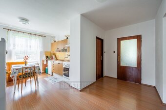 Prodej rodinného domu s dvěma bytovými jednotkami 3+1, 280 m - 19