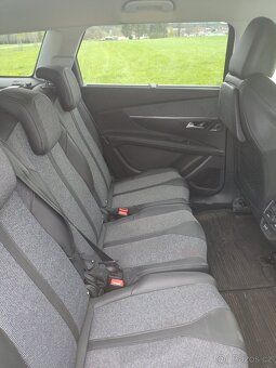 Peugeot 5008 - 19
