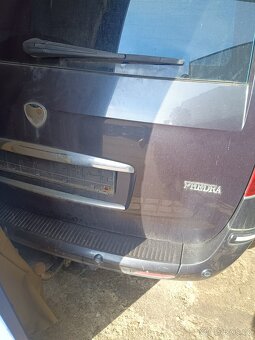 Lancia Phedra díly - 19