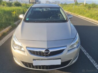 Opel Astra 1.4, 74kW, r.v.2010, klima, 102.000km - 19