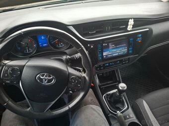 Toyota Auris 1.2turbo benzin,touring, 2017 ,edition sport - 19