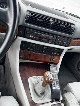 Bmw 730i e32 v8 manuál nová tk - 19
