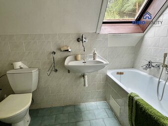 Prodej, rodinný dům, 195 m2, Valy, ul. Borová - 19