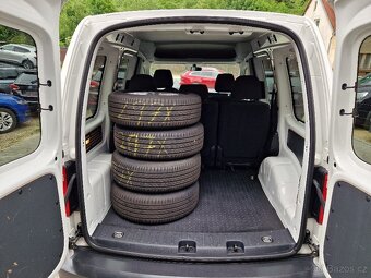 VW CADDY, 2.0 TDi, plný servis, 5 míst, NAVI - 19