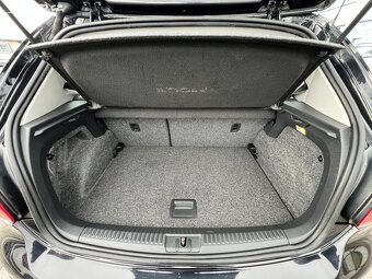 🚗 Volkswagen Polo Cross 1.2TSi 66kw TEMPOMAT ALU - 19