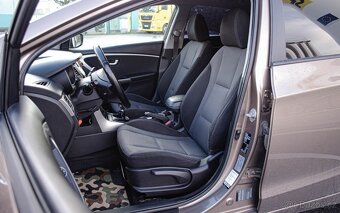 Hyundai i30 1.6 CRDi - 19