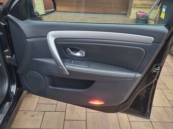 Renault Laguna III 2.0dCi 127kW 4Control - REZERVACE - 19