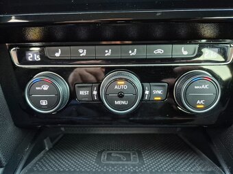 Volkswagen Passat 1.5 TSi 110kw DSG 2019 LED ZÁRUKA DPH - 19