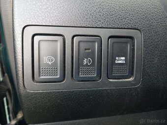 Suzuki Grand Vitara 2.0i AT 4x4 - 19