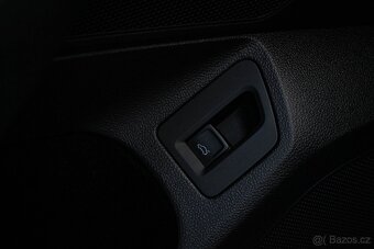 Volkswagen Passat 2.0 TSI 280k Elegance 4Motion DSG - 19