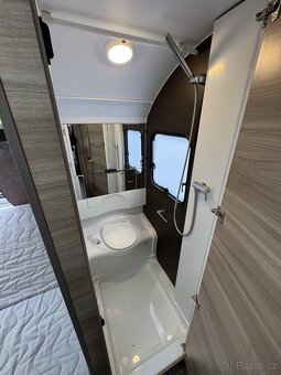 Adria Altea 402PH ~ Francouzská postel - 19